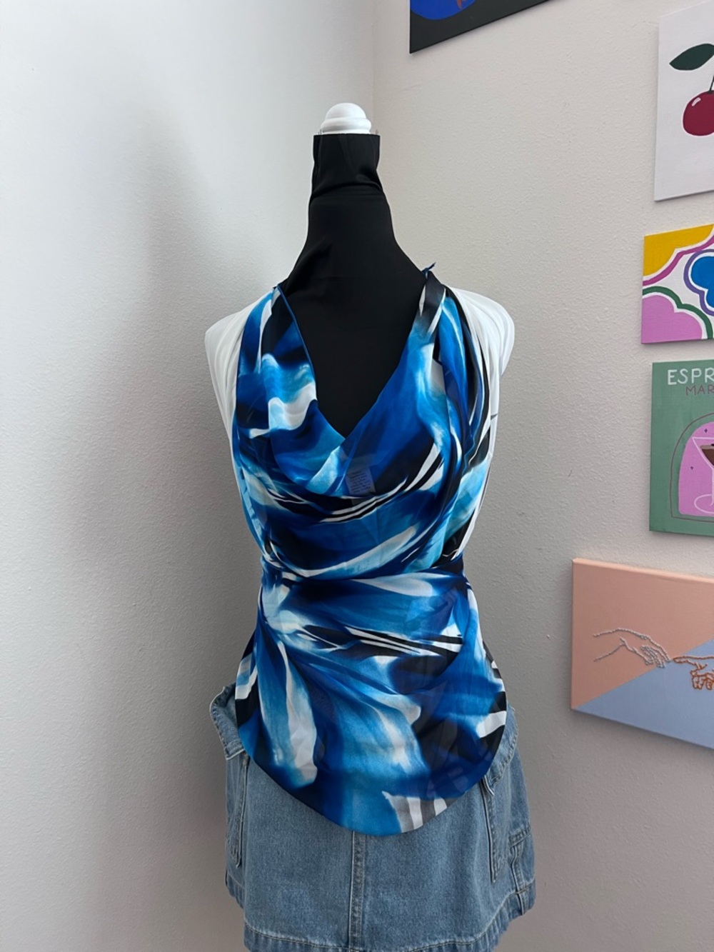 Y2K Blue Floral Satin Scarf – Abstract Print Square Wrap